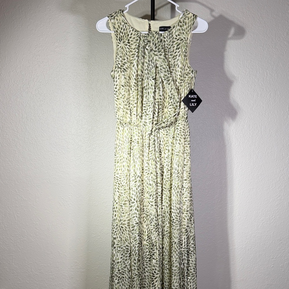 Kate & Lily Olive Patterned Maxi Dress